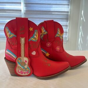 Dingo Melody Women Size 7